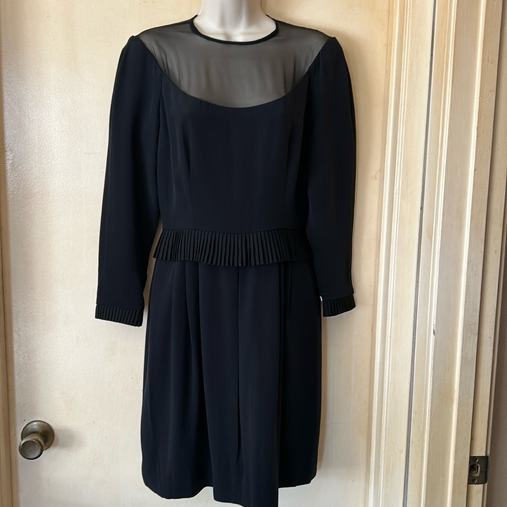 Albert Nipon vintage 100% silk black cocktail dress size 6